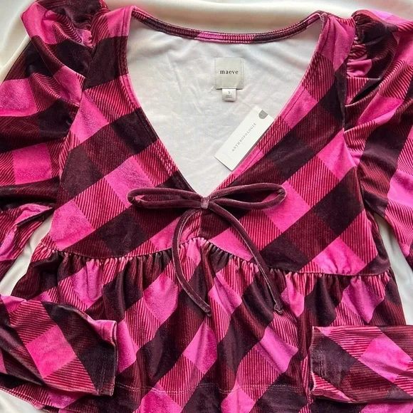 NWT Anthropologie Velvet Babydoll Top ✨🛍️